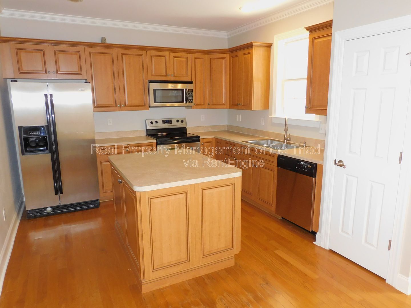 Gallery Image 4