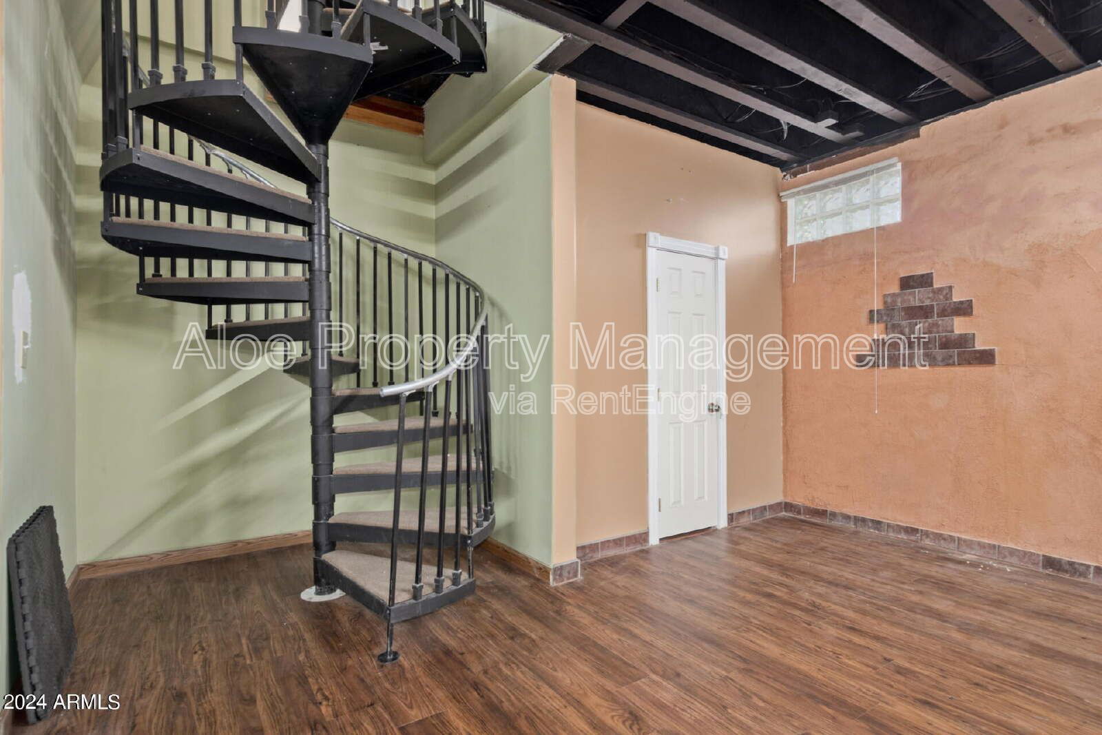 Gallery Image 57