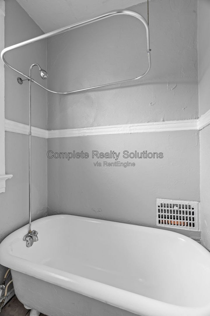 Gallery Image 25