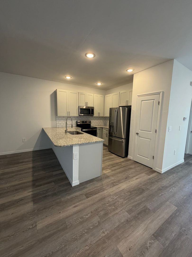 Gallery Image 8