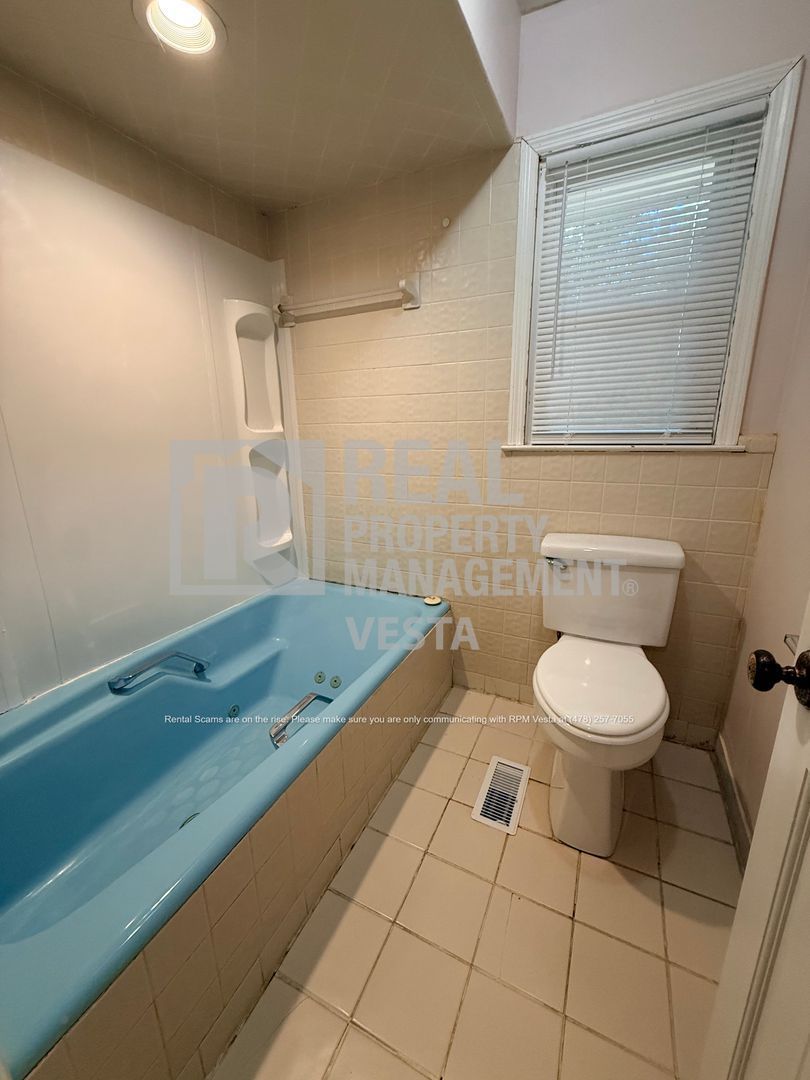 Gallery Image 19