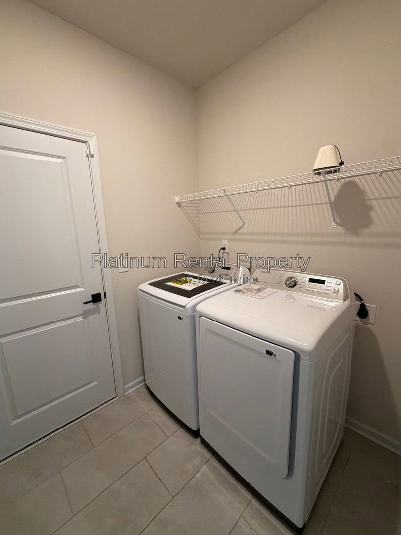 Gallery Image 25