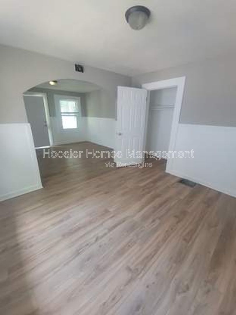Gallery Image 6