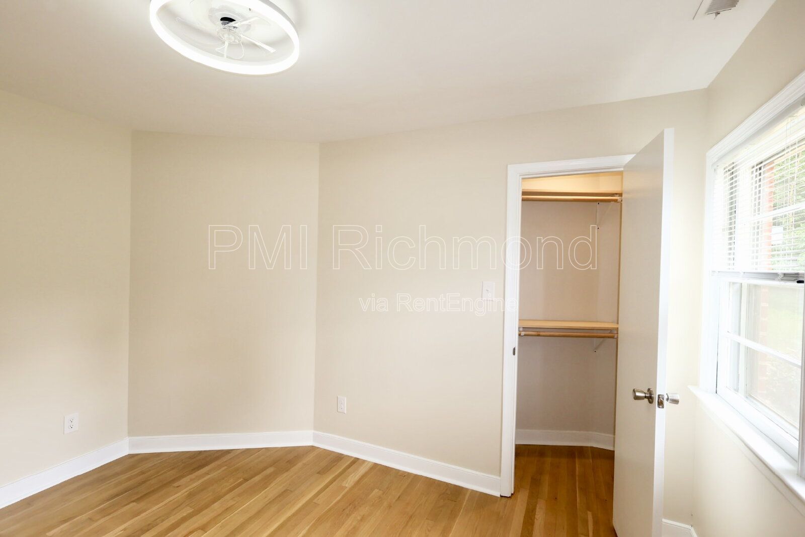 Gallery Image 30