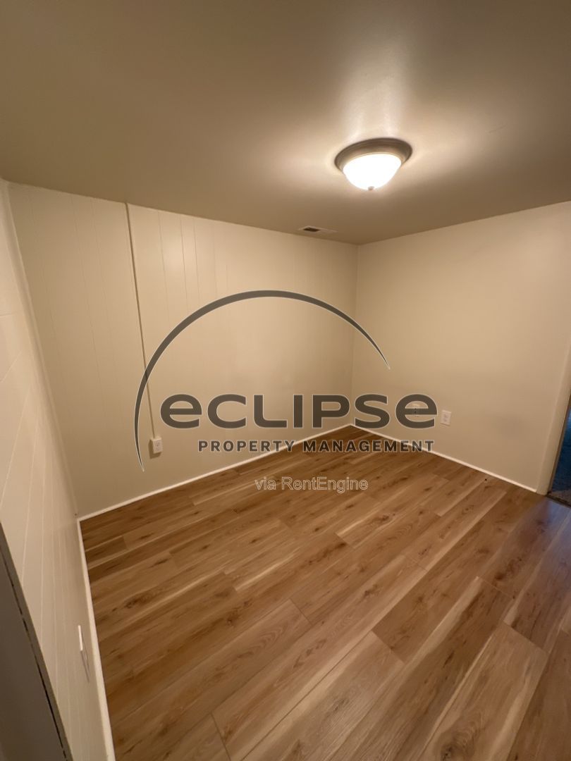 Gallery Image 21