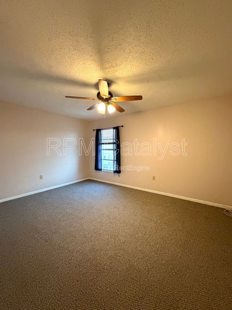 Gallery Image 14