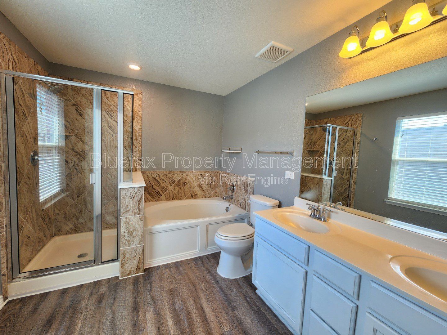 Gallery Image 16