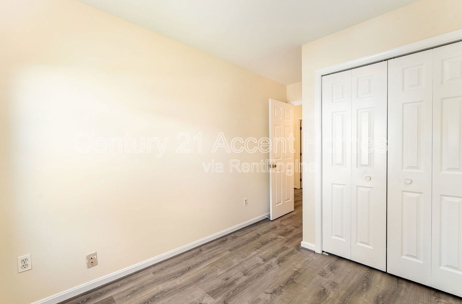 Gallery Image 32