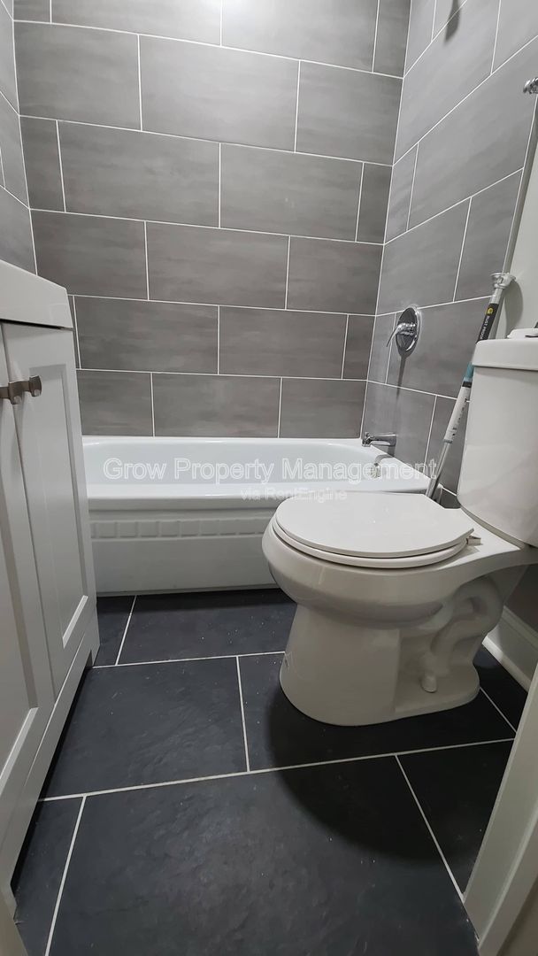 Gallery Image 14