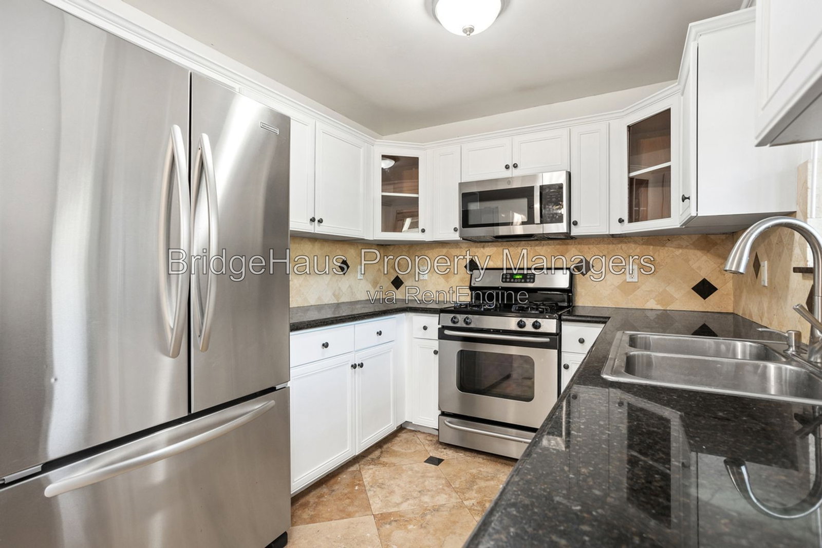 Gallery Image 13