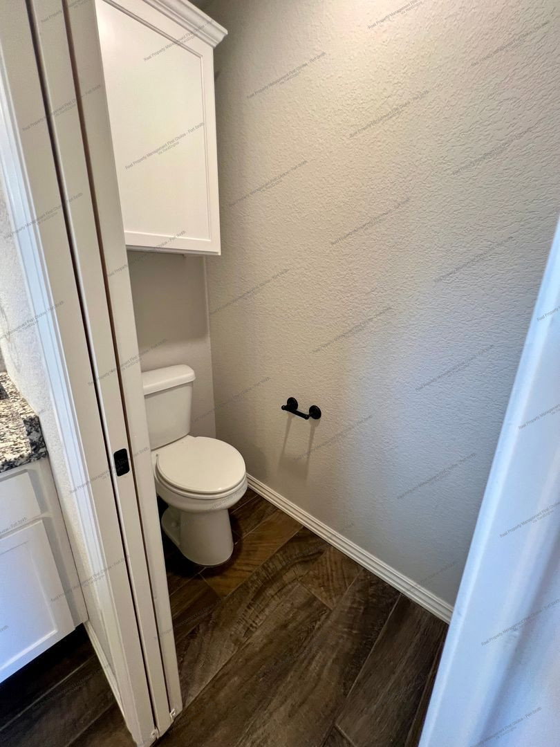 Gallery Image 18