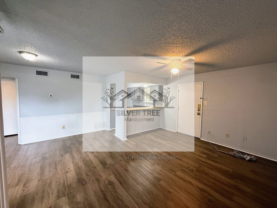 Gallery Image 0