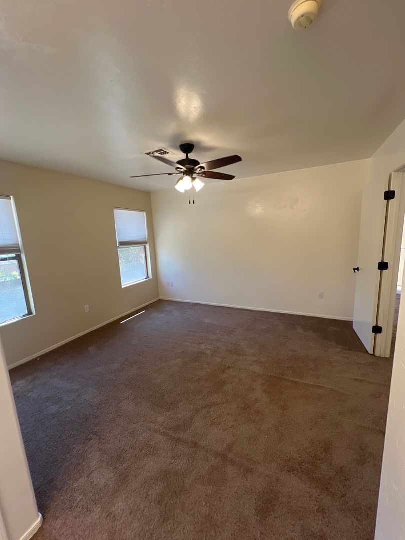 Gallery Image 19
