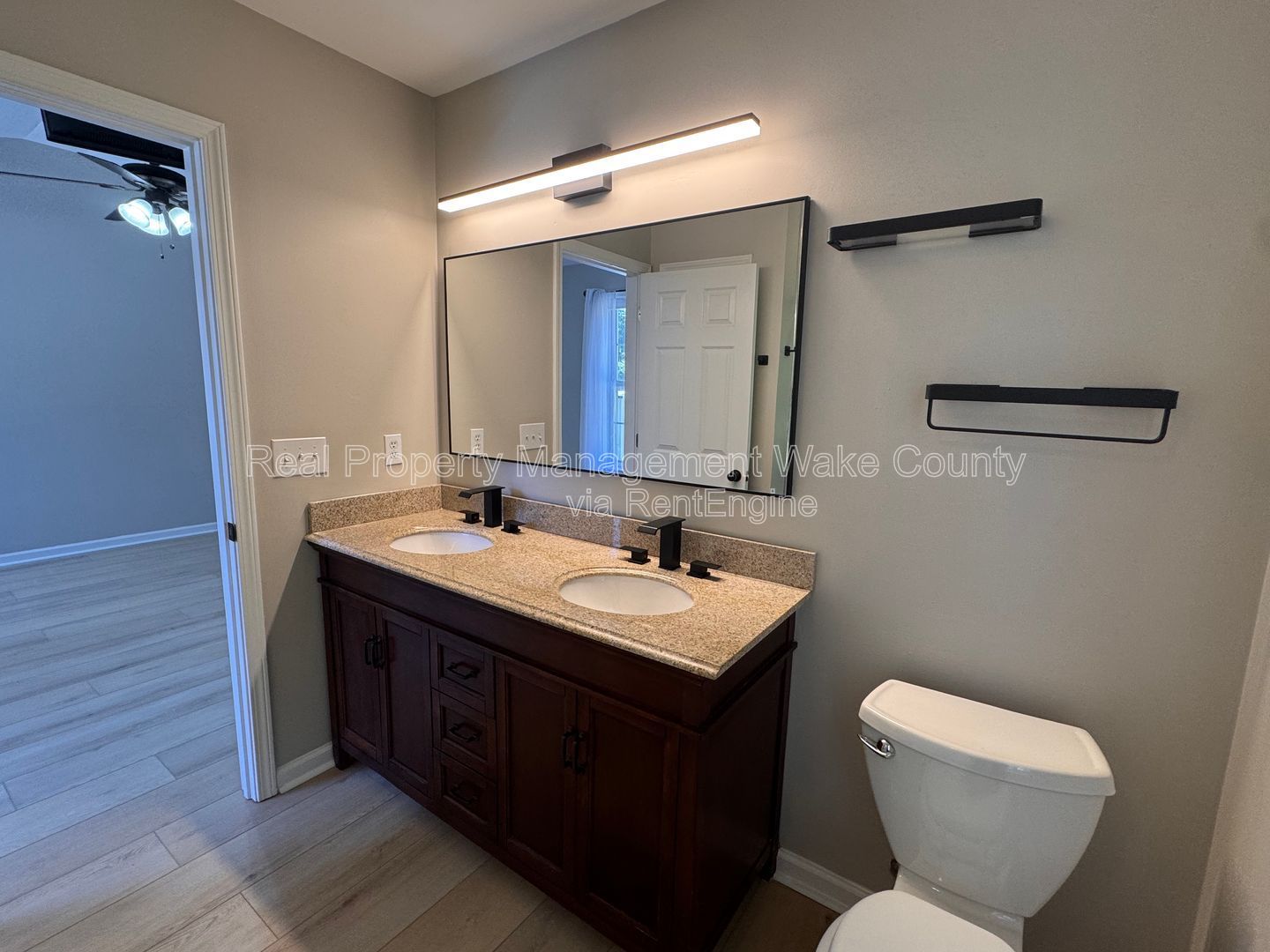 Gallery Image 32