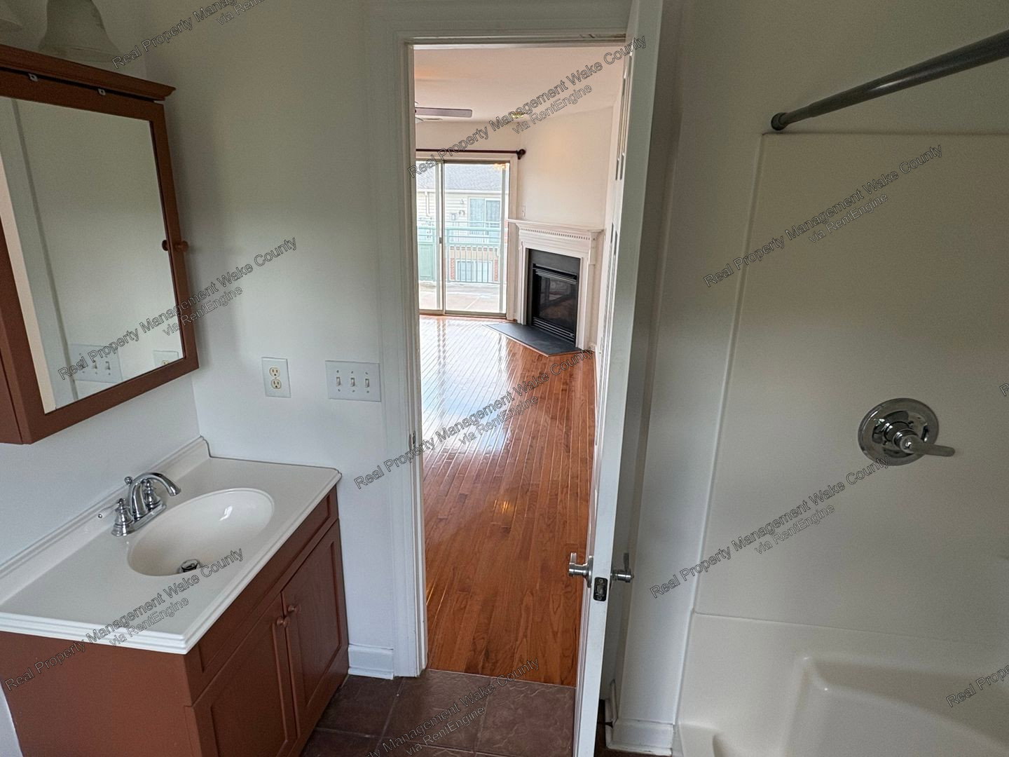 Gallery Image 60
