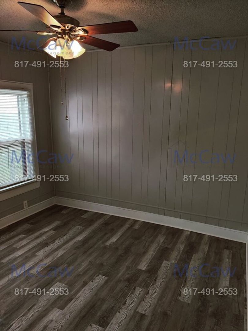 Gallery Image 16