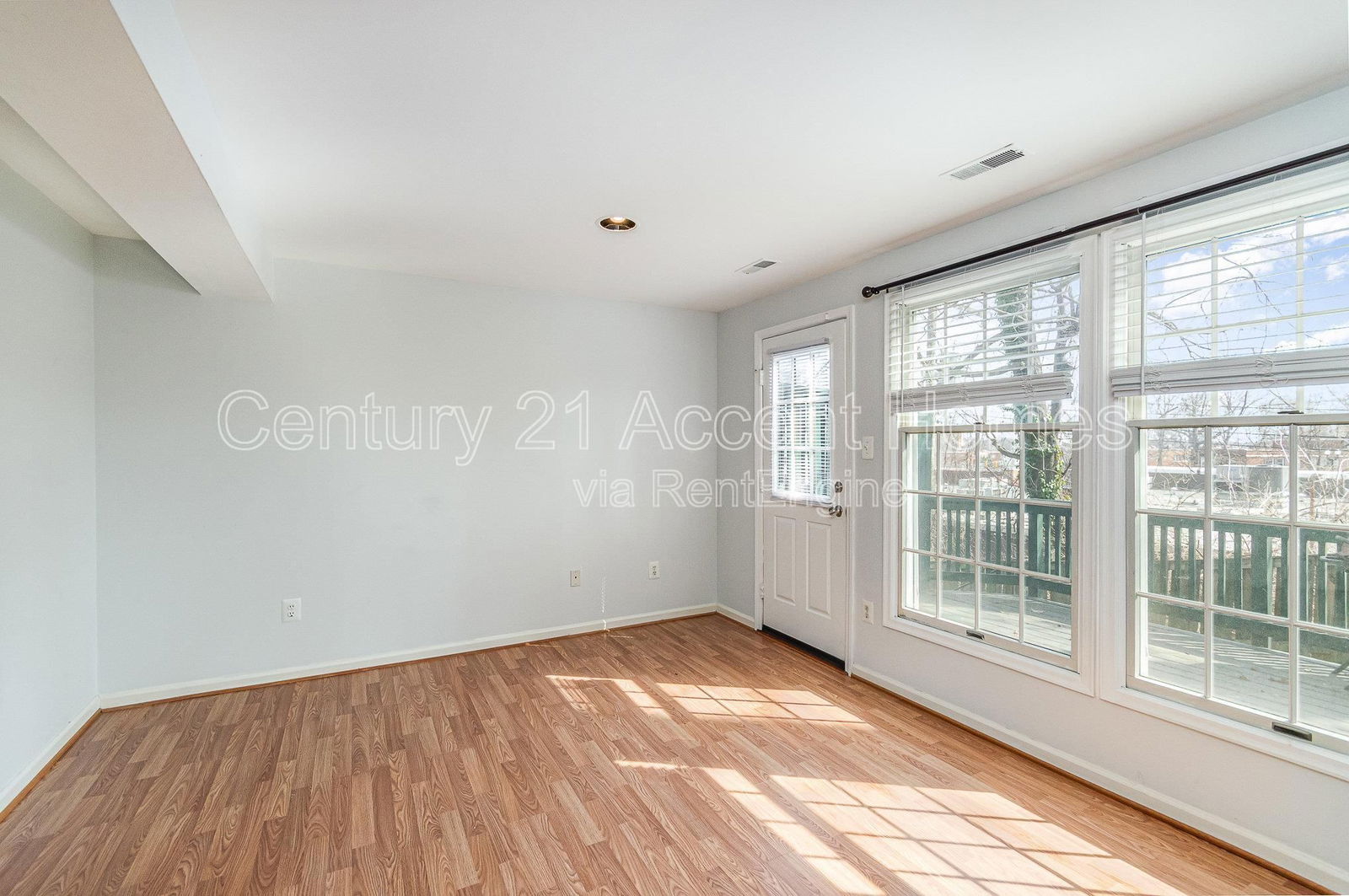 Gallery Image 25