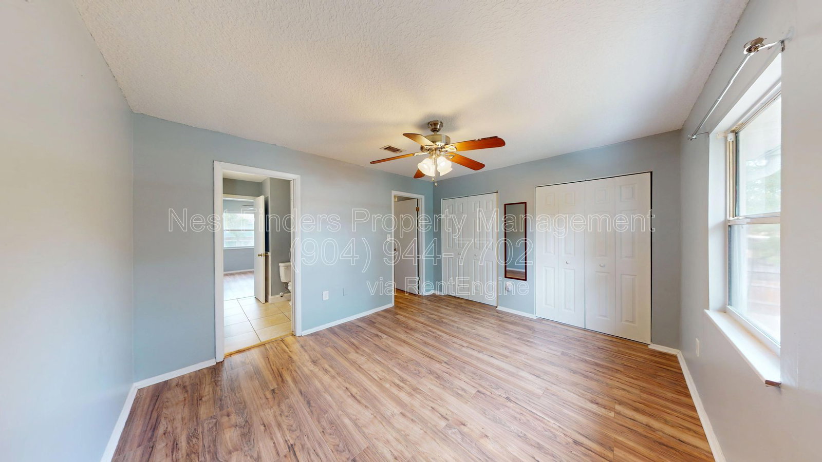 Gallery Image 16