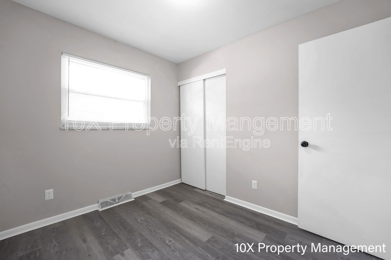 Gallery Image 16