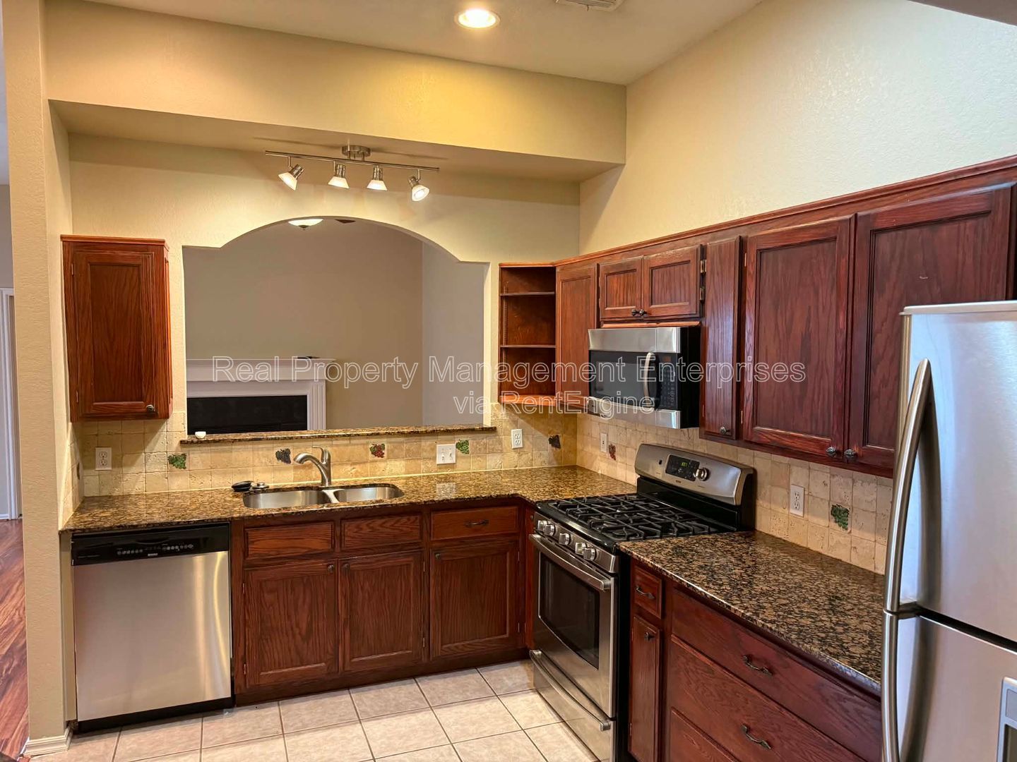 Gallery Image 8