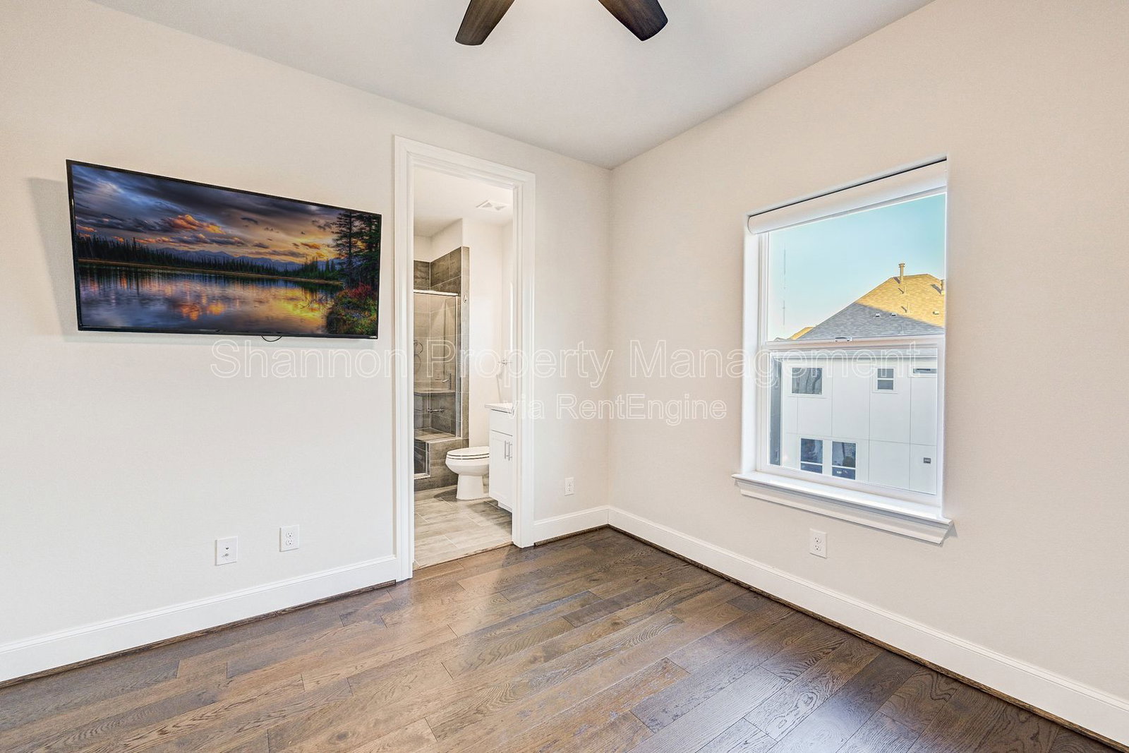 Gallery Image 19