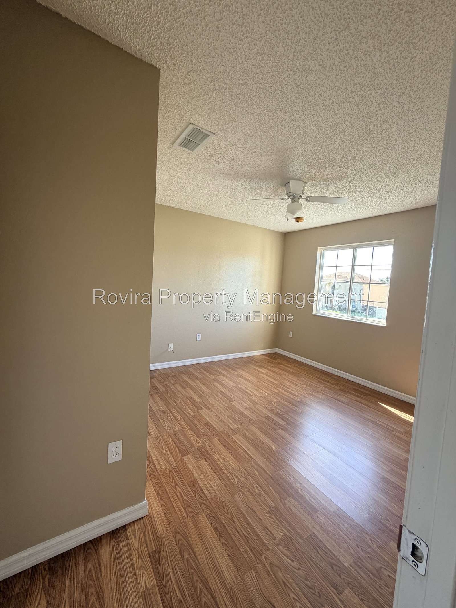 Gallery Image 20