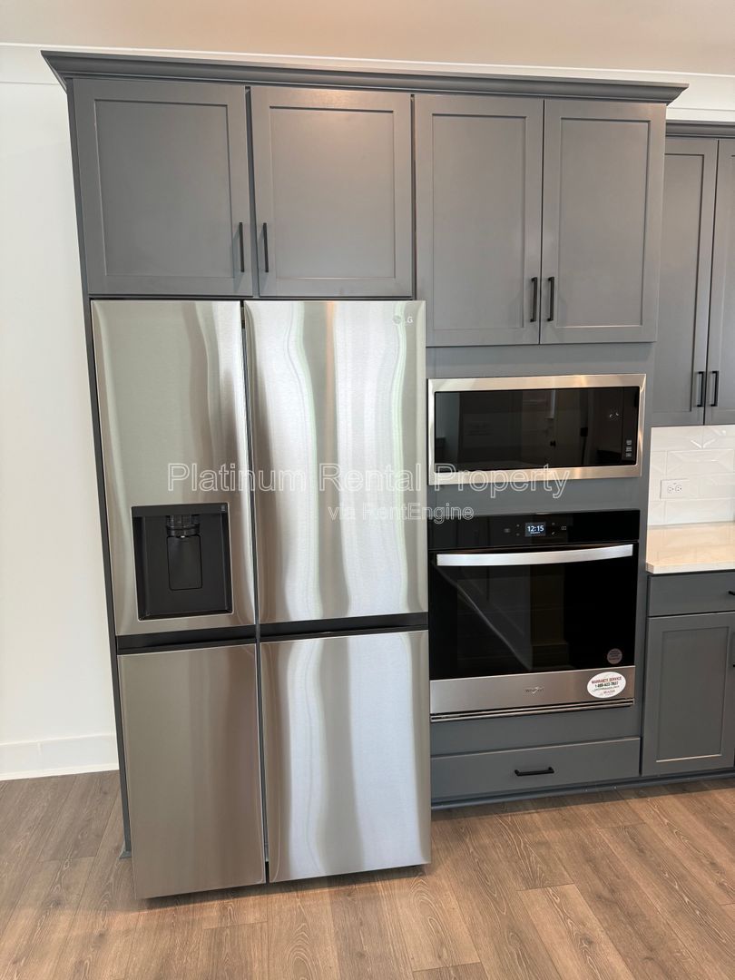 Gallery Image 14
