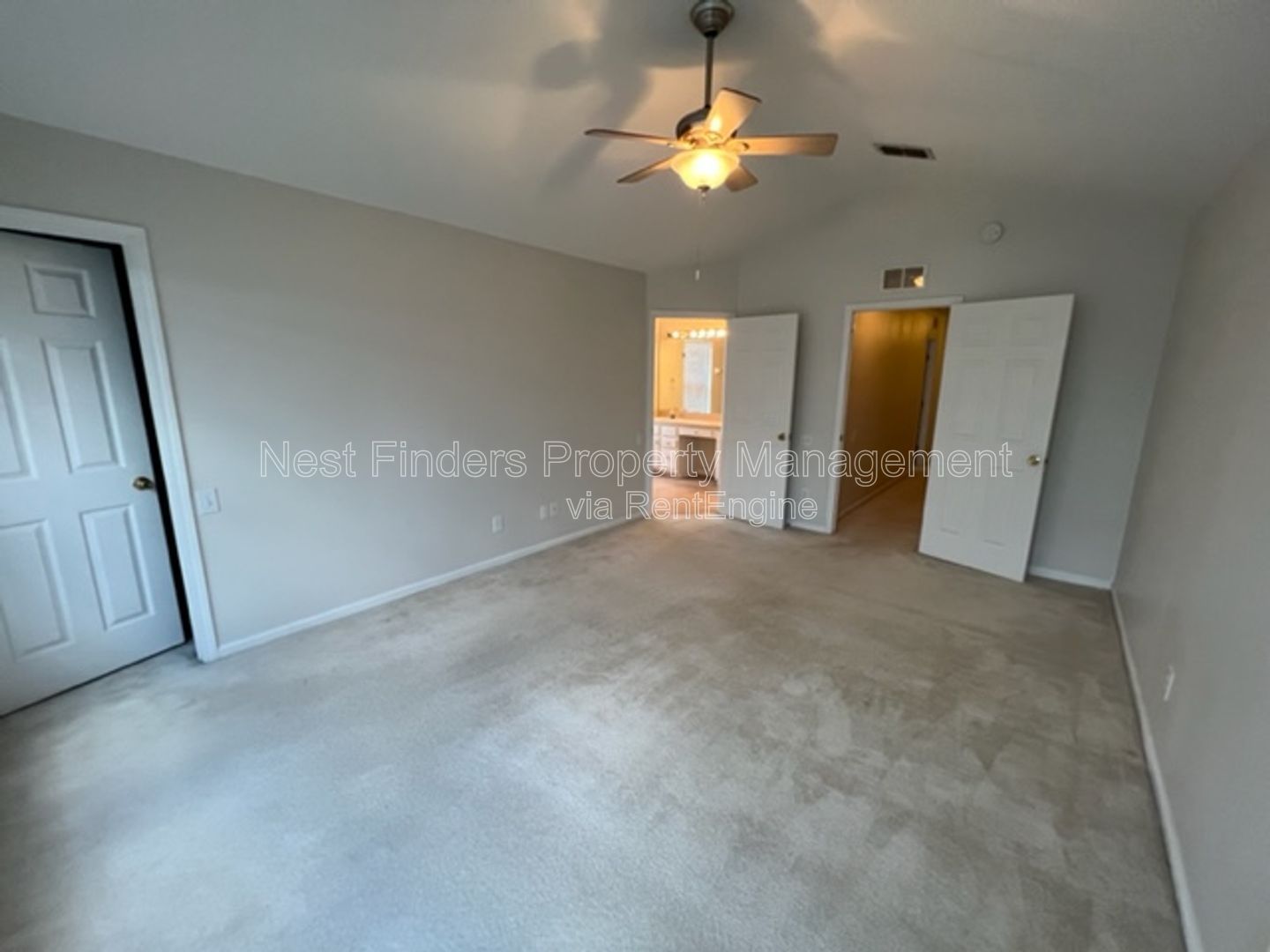 Gallery Image 18