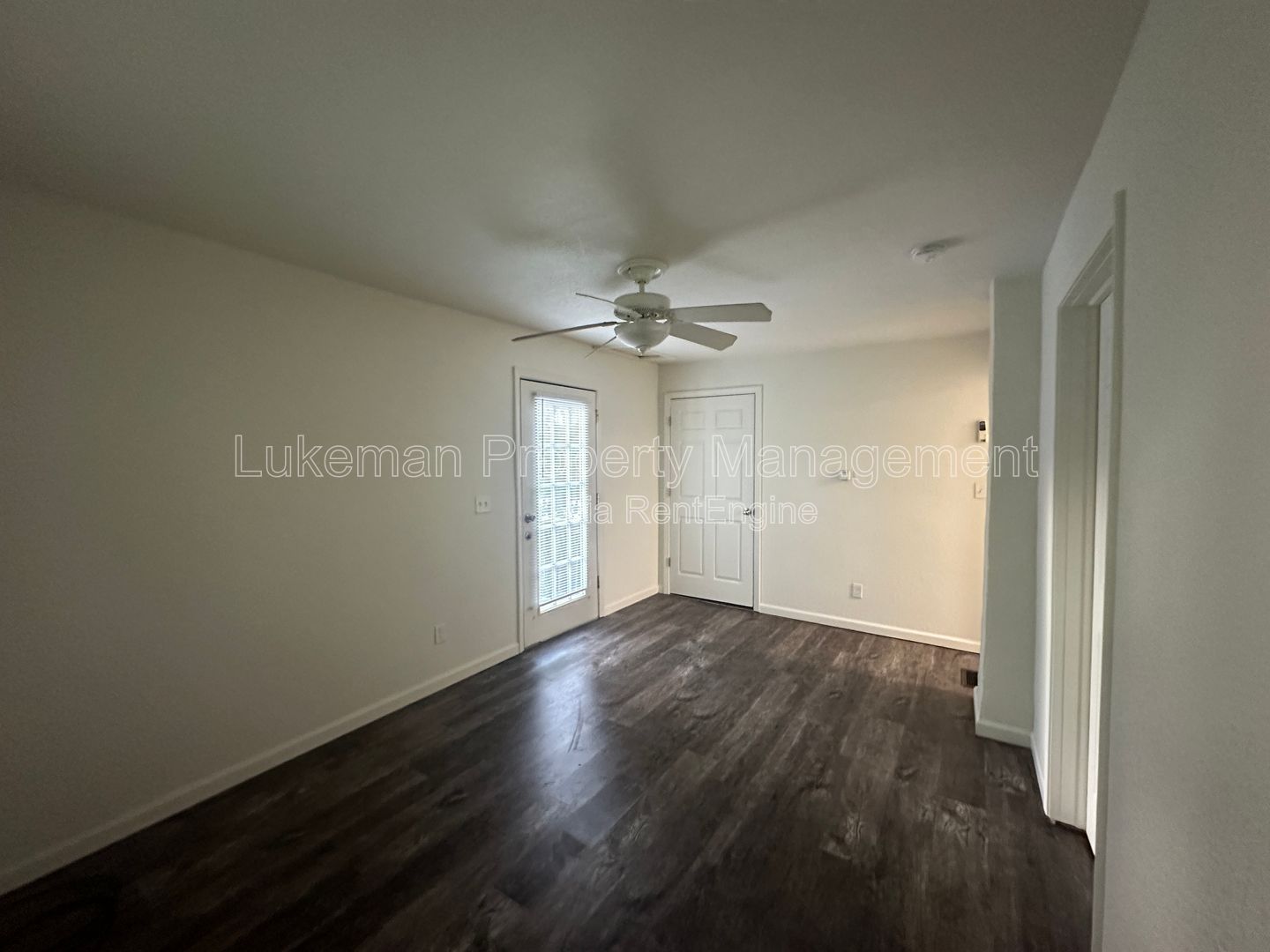 Gallery Image 0