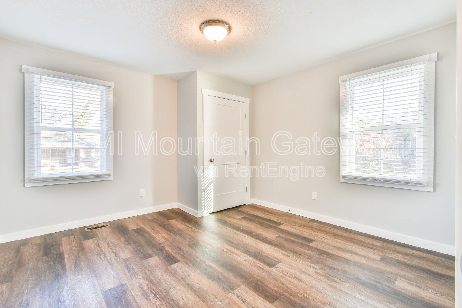 Gallery Image 20