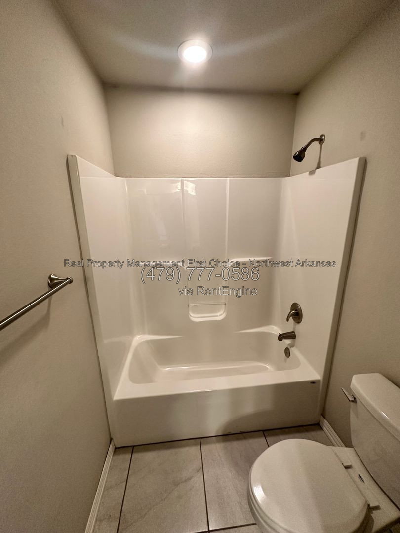 Gallery Image 18
