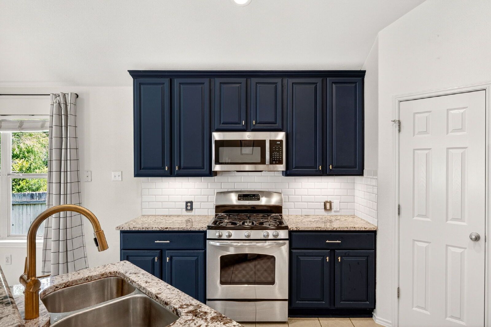 Gallery Image 8