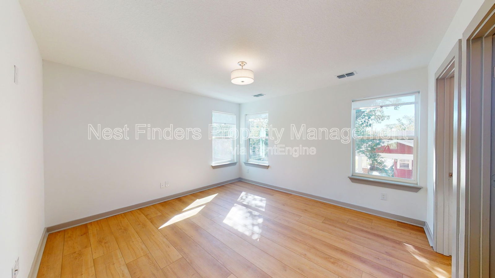 Gallery Image 14