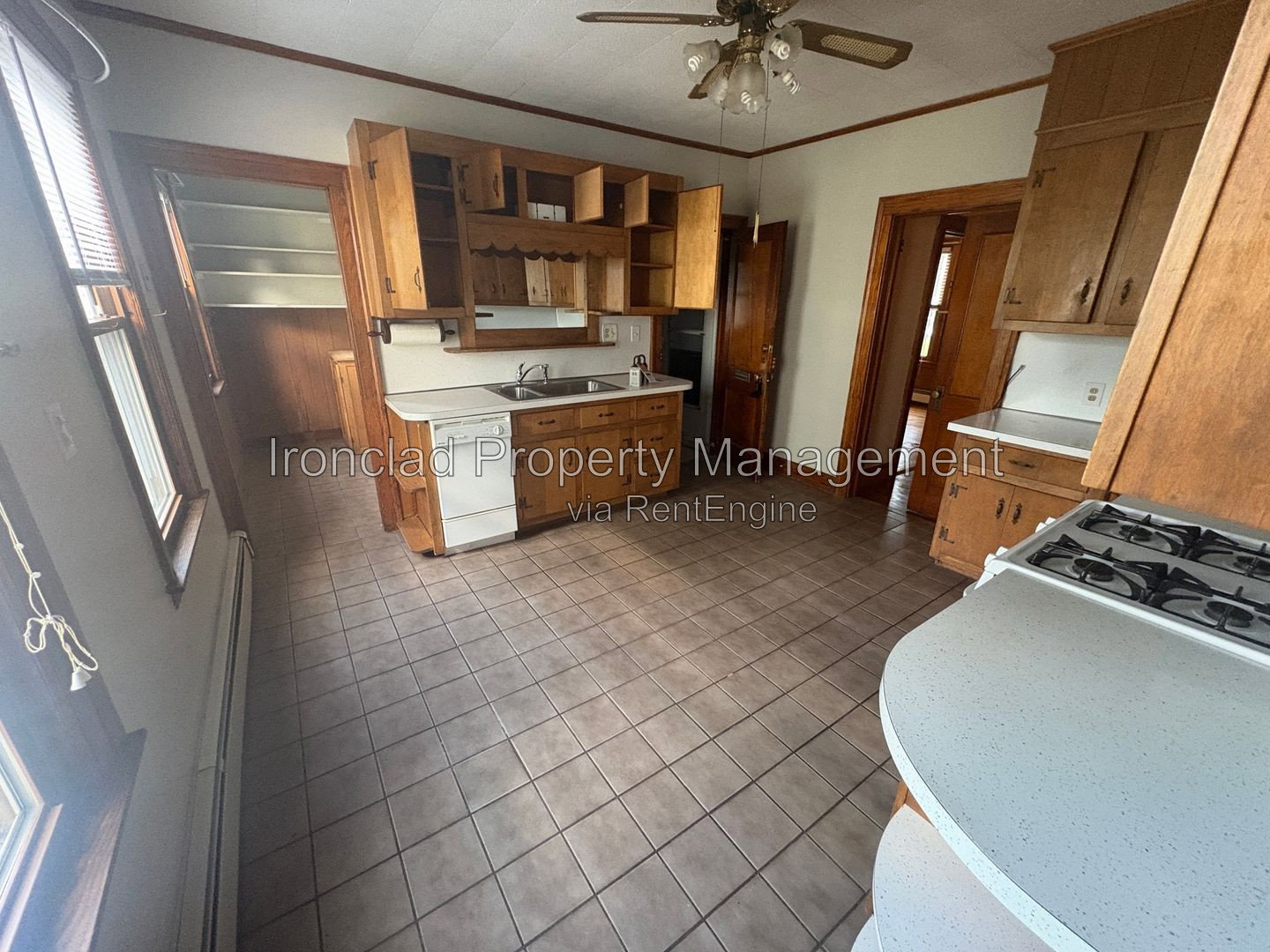 Gallery Image 0