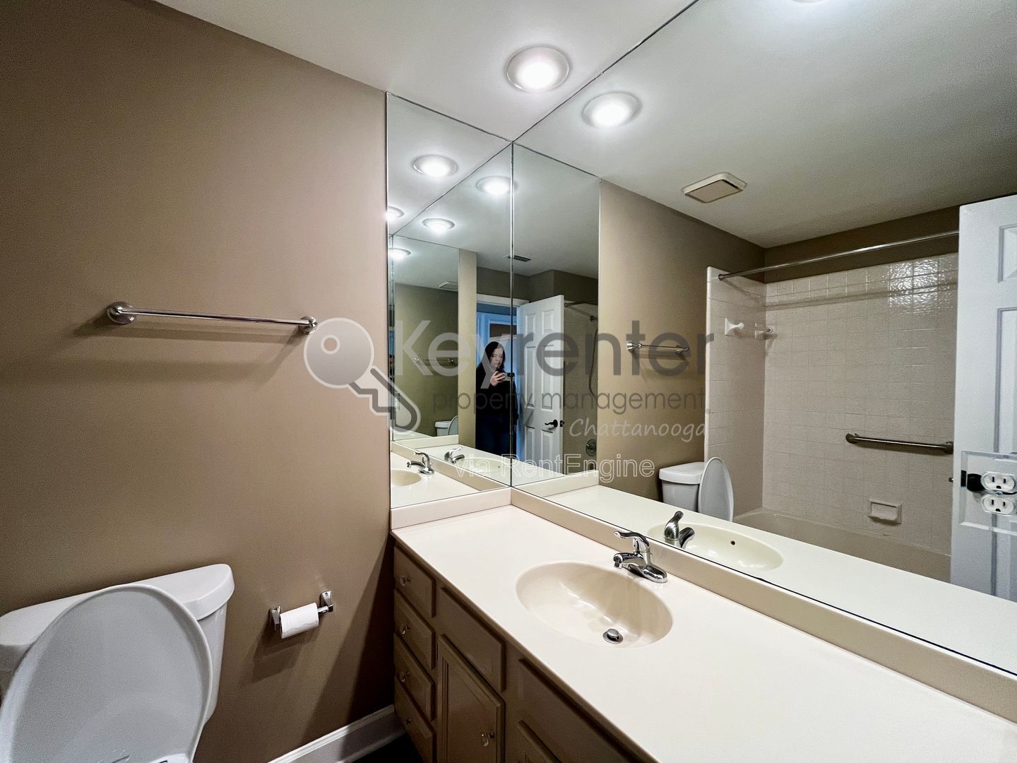 Gallery Image 28