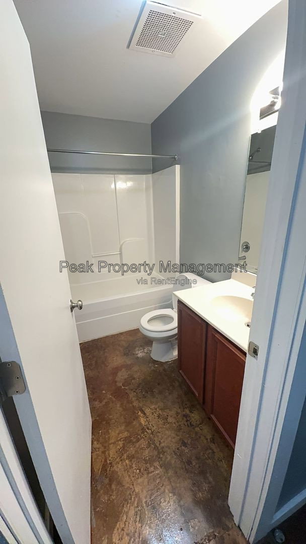 Gallery Image 22