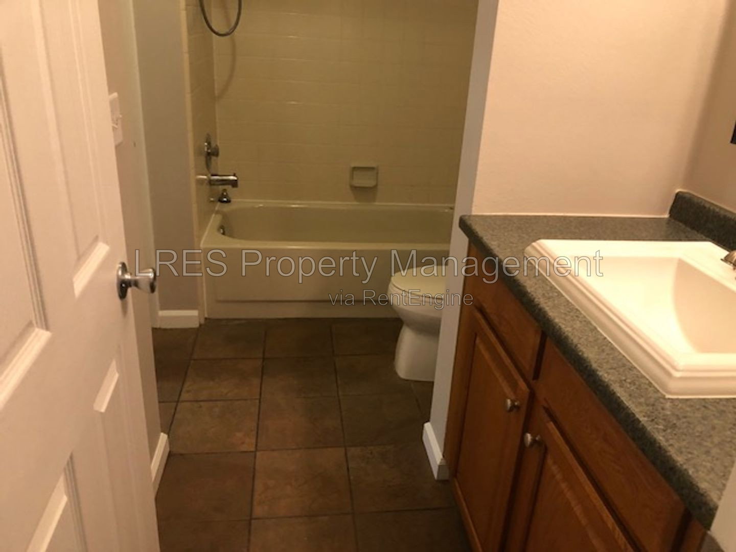 Gallery Image 18