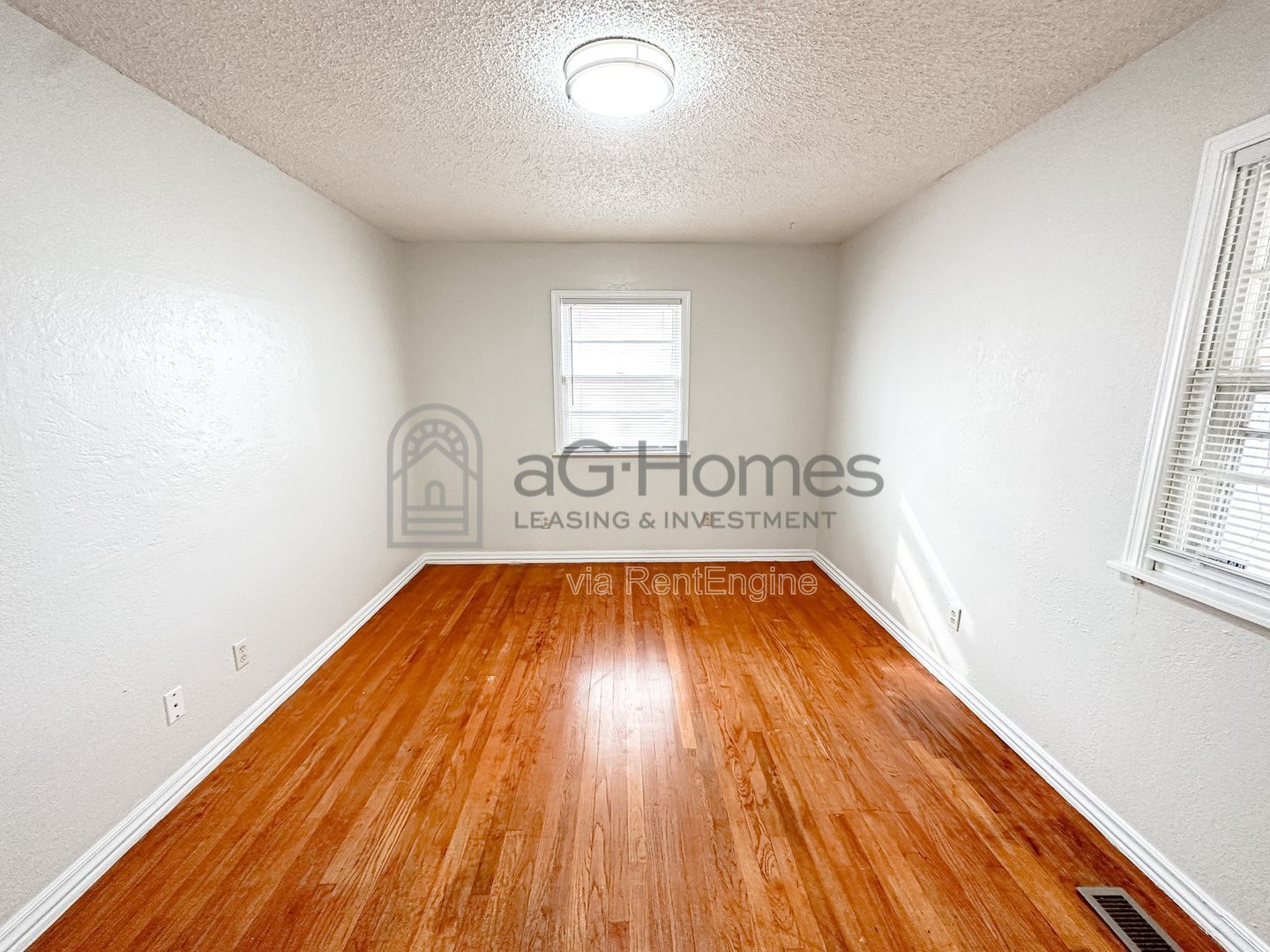 Gallery Image 16