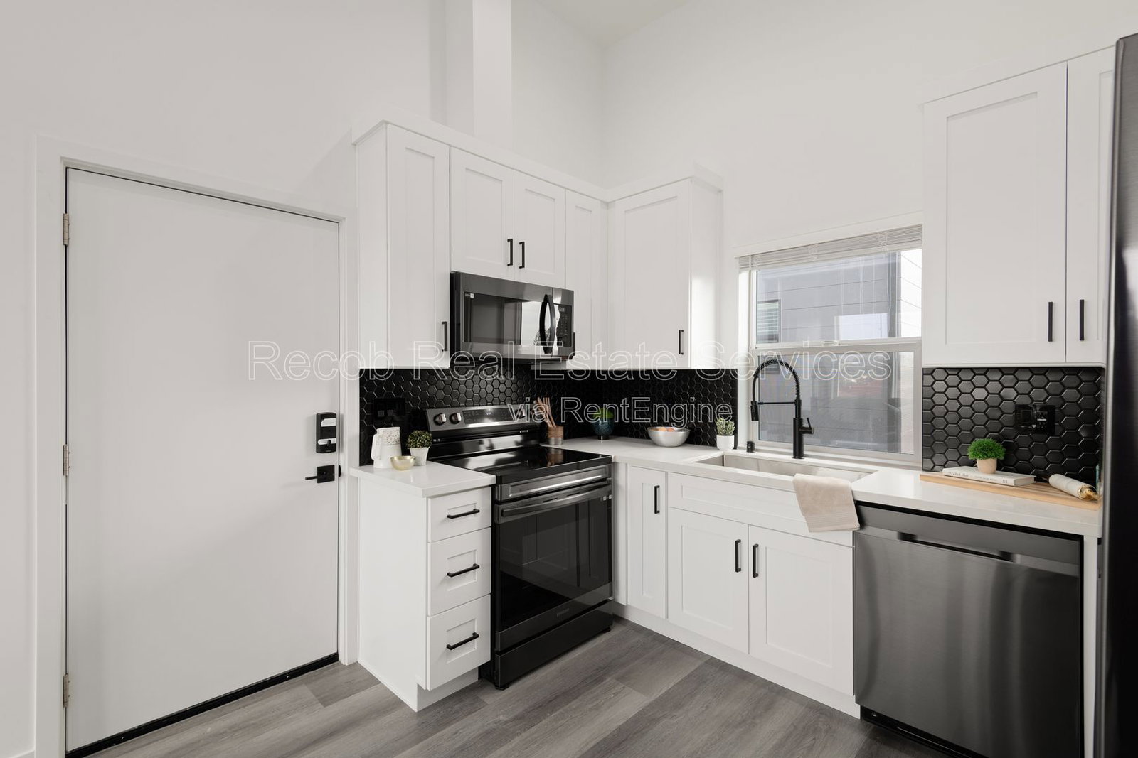 Gallery Image 6