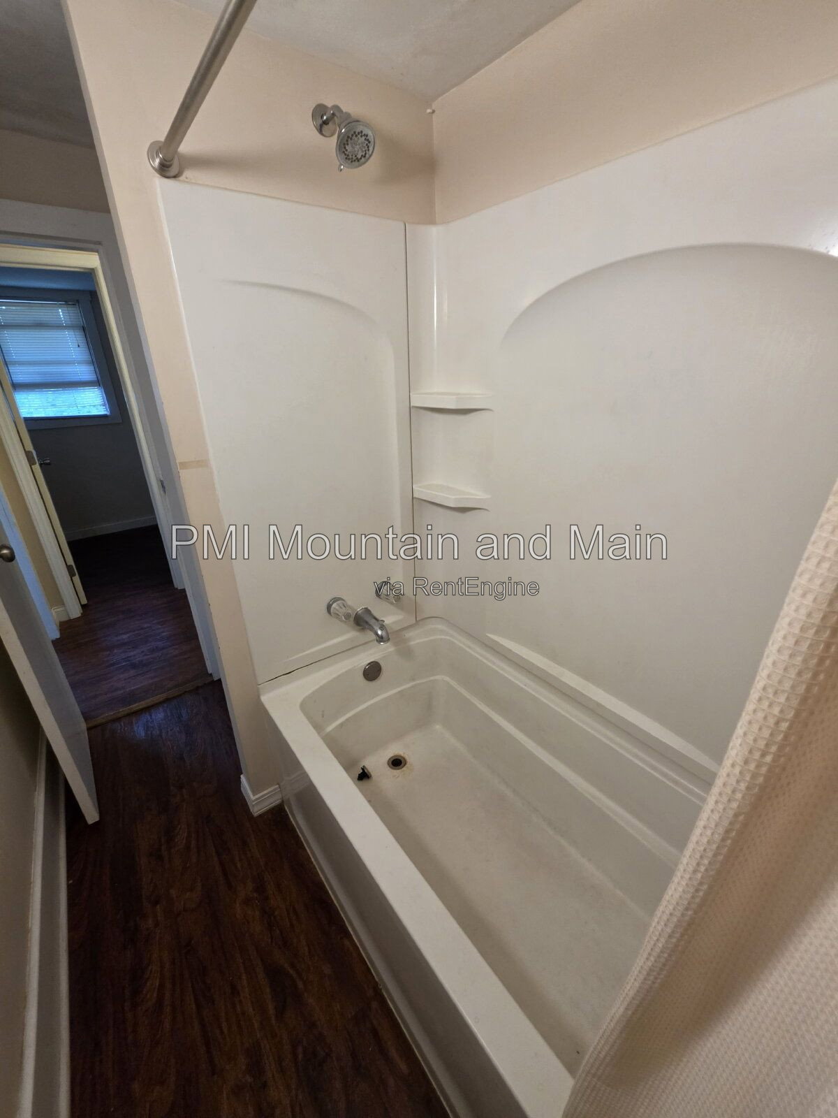 Gallery Image 21