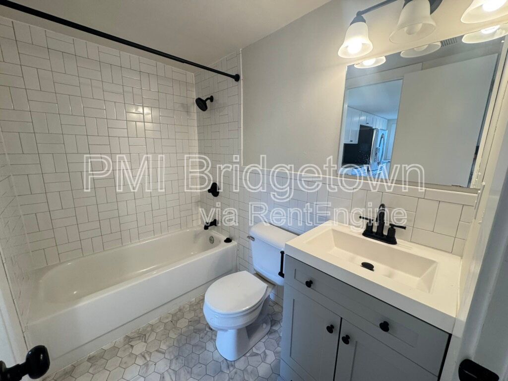Gallery Image 16