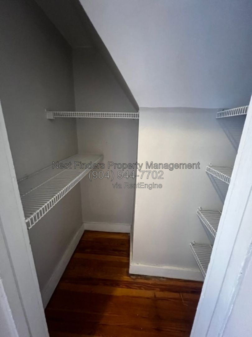 Gallery Image 20