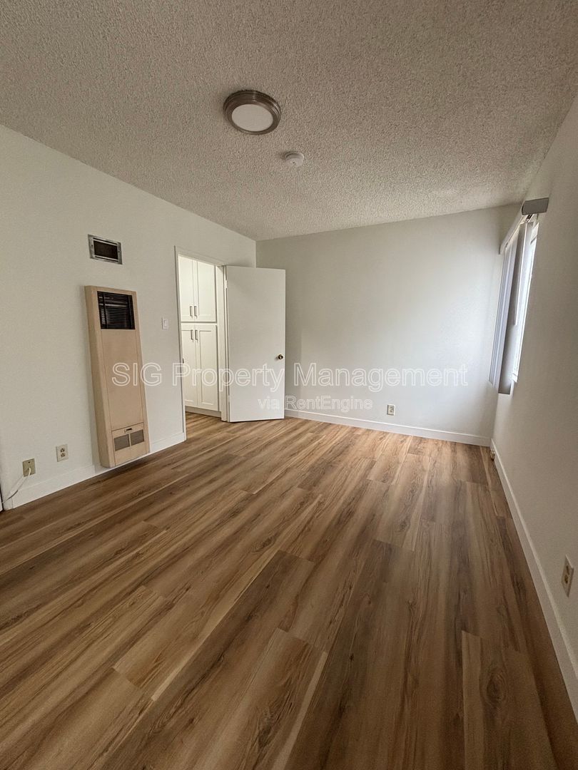 Gallery Image 6