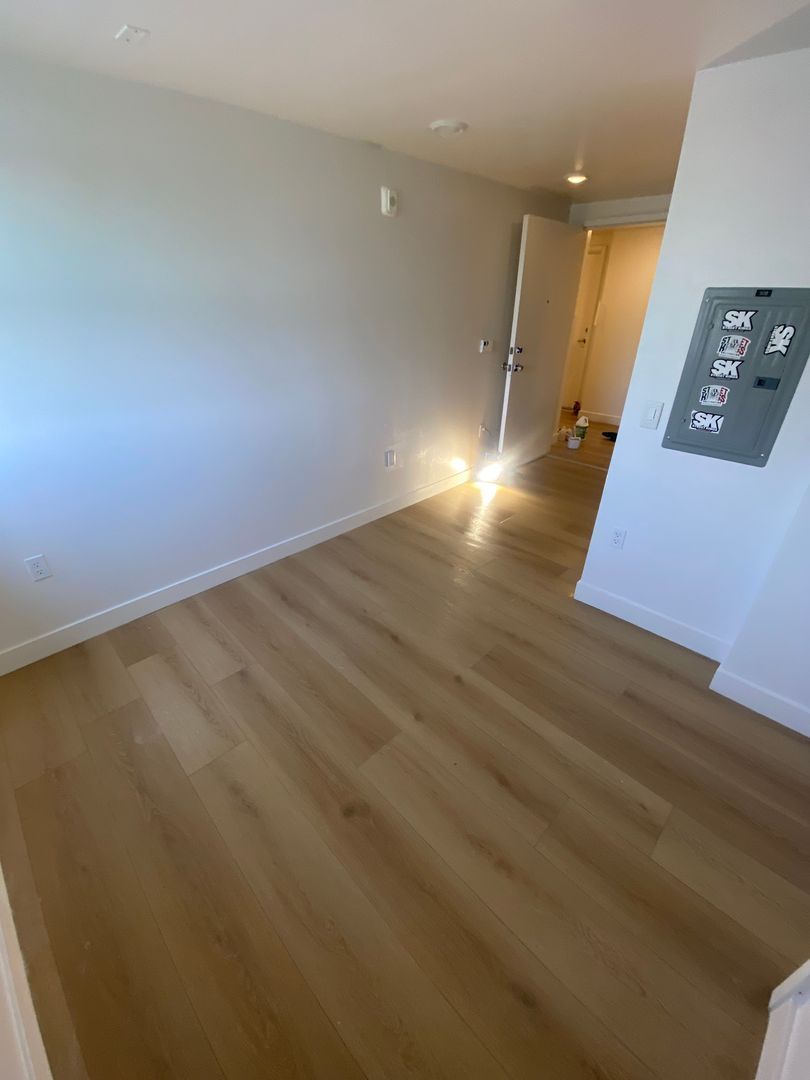 Gallery Image 0