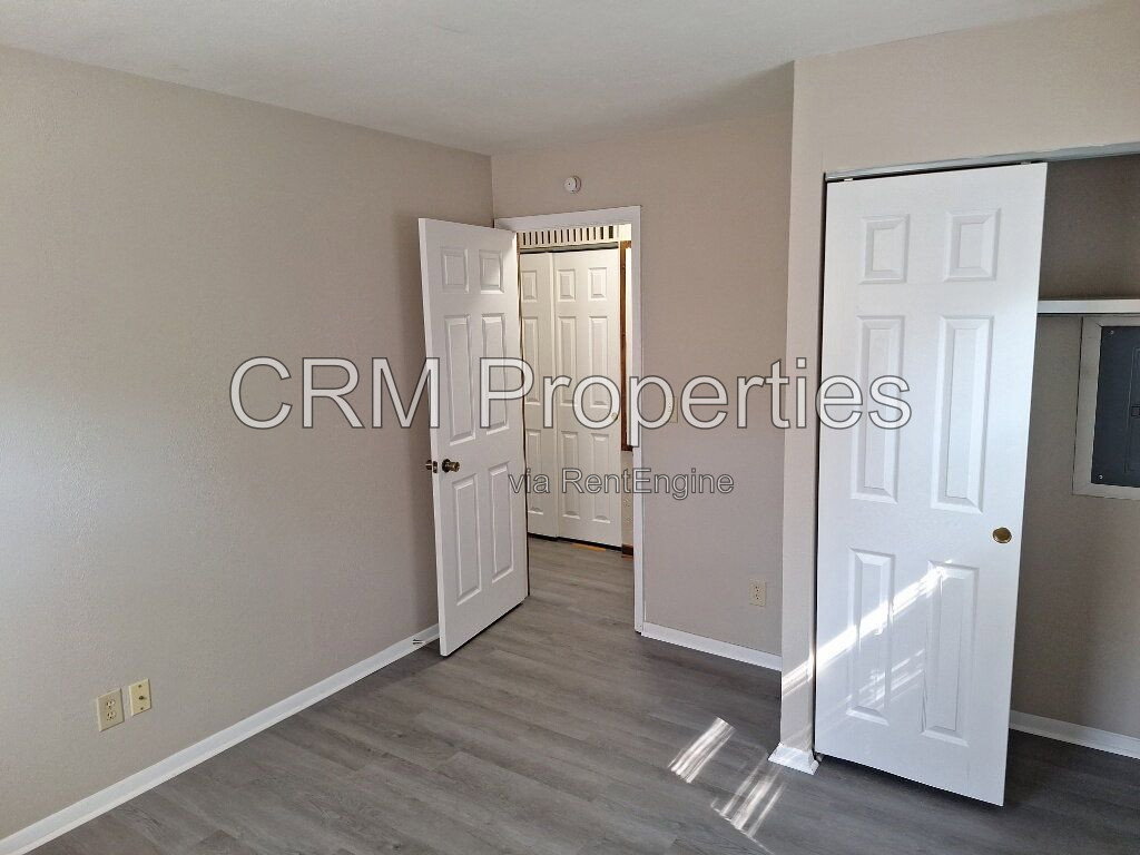 Gallery Image 19
