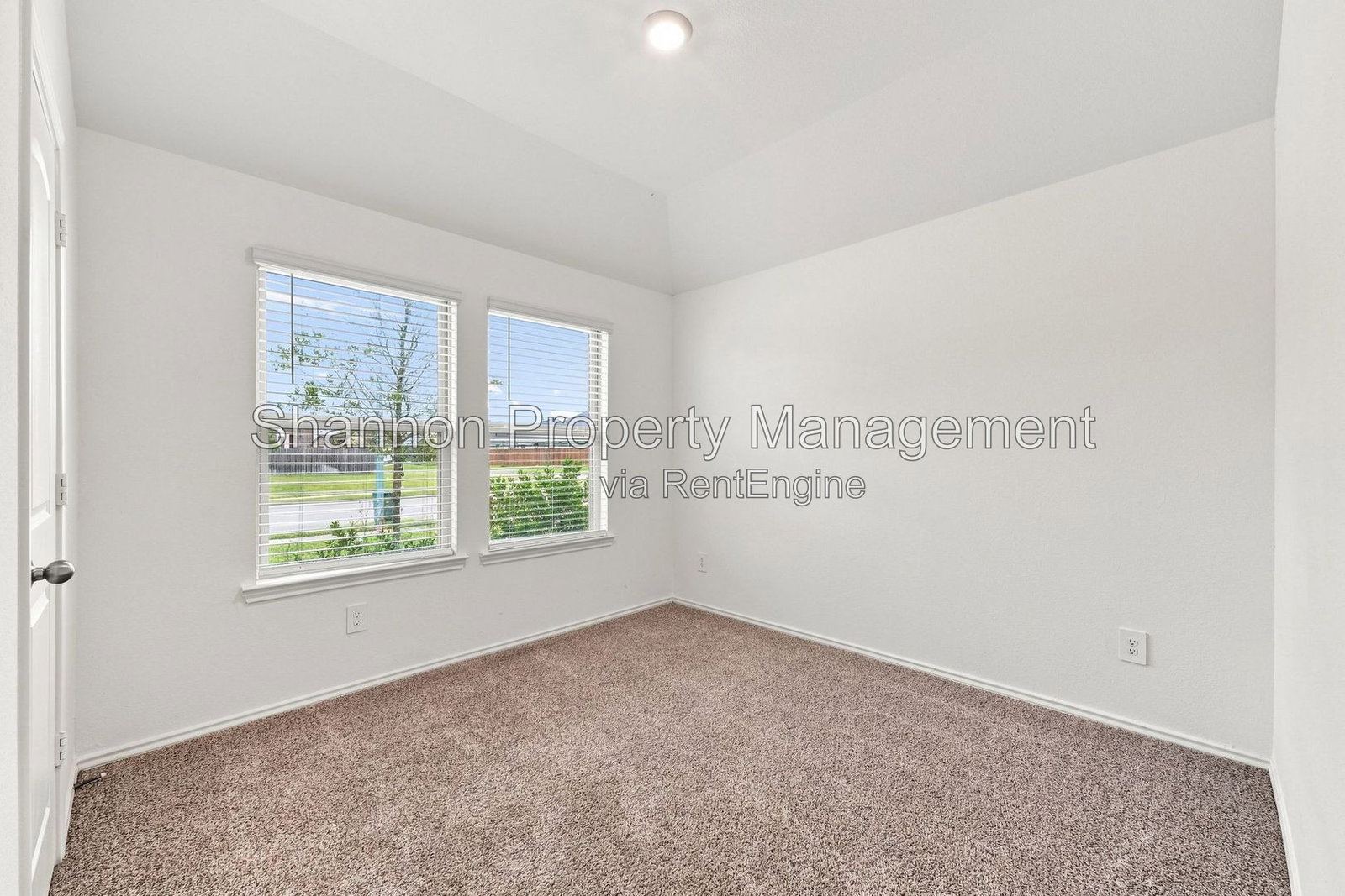 Gallery Image 38