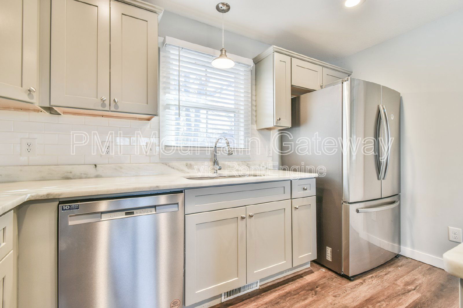 Gallery Image 14