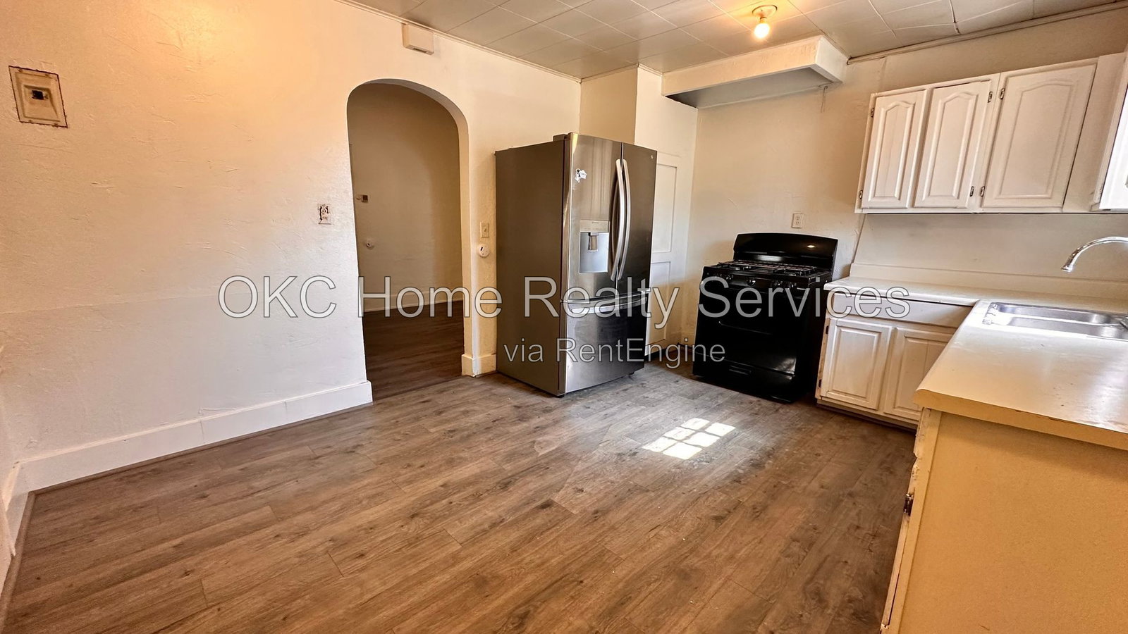 Gallery Image 16