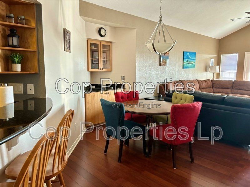 Gallery Image 26