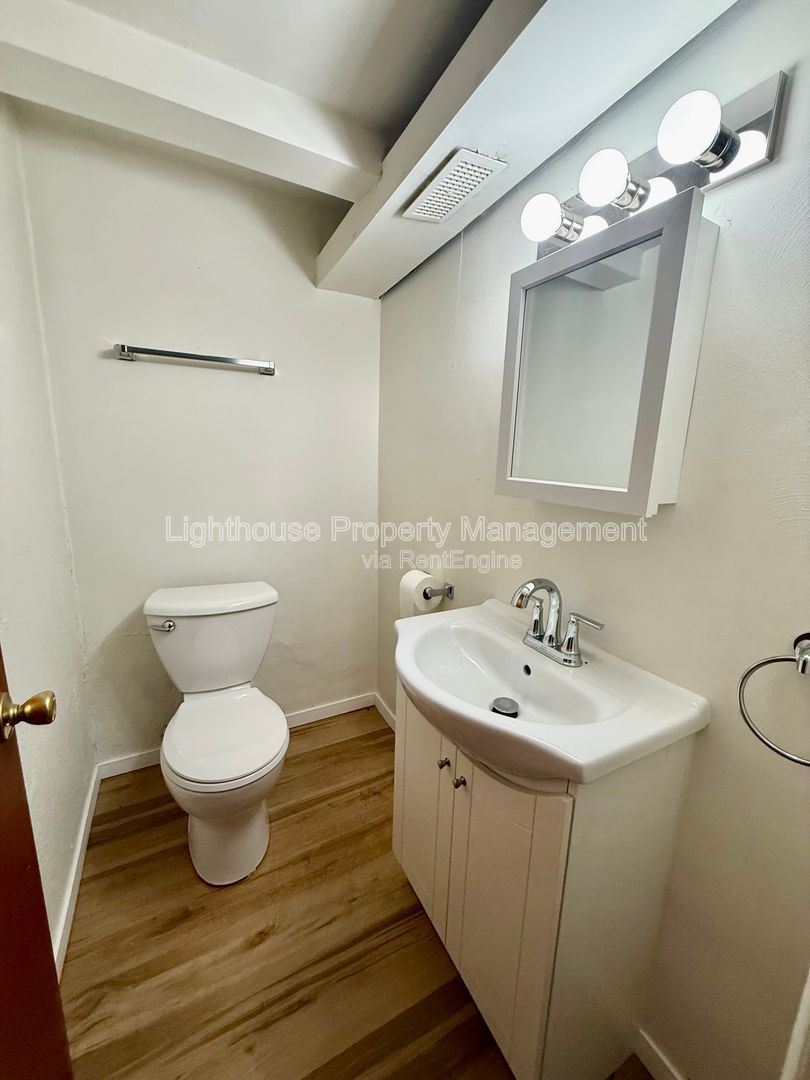 Gallery Image 14